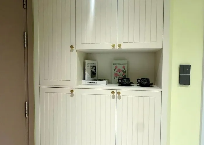 The Bay-apart Service Apartment