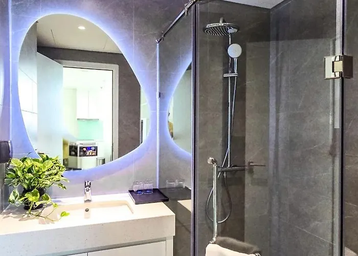 The Bay-apart Service Apartment Ha Long